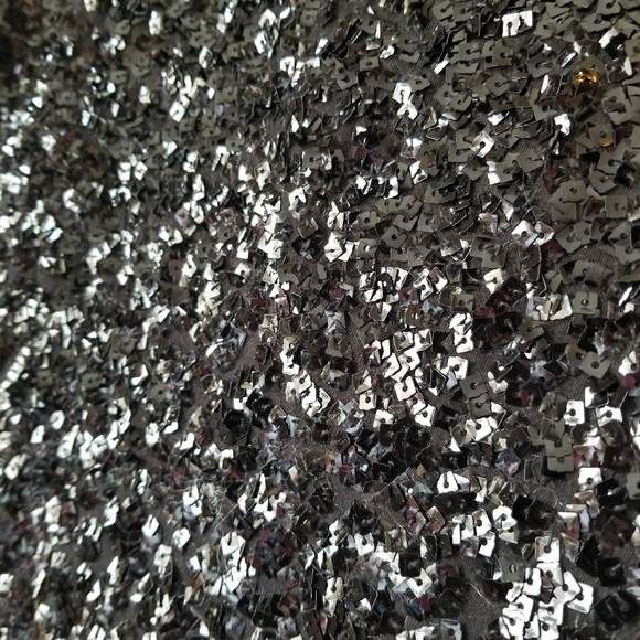 Free! Sequin tank top. 5 for 25 - Picture 5 of 5